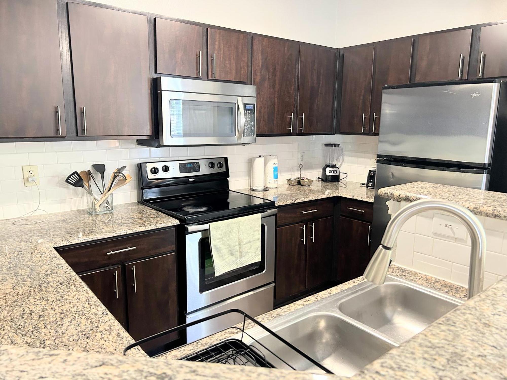 Hidden Gem At Med Center 2Br & 2Ba Apartment ヒューストン エクステリア 写真