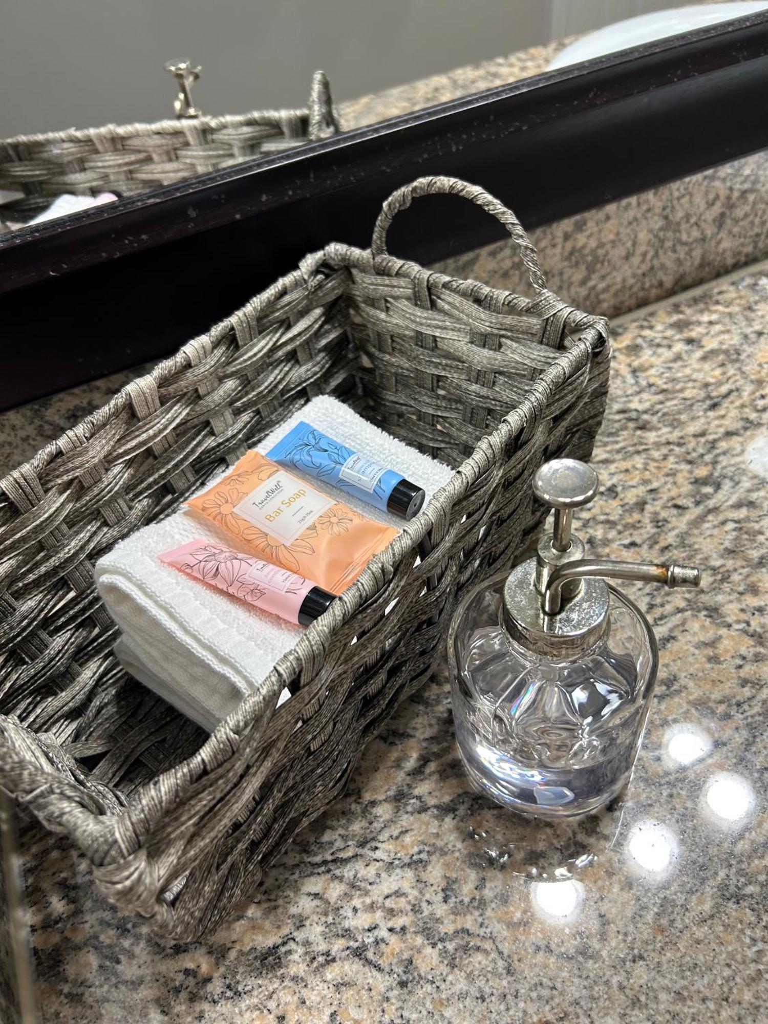 Hidden Gem At Med Center 2Br & 2Ba Apartment ヒューストン エクステリア 写真