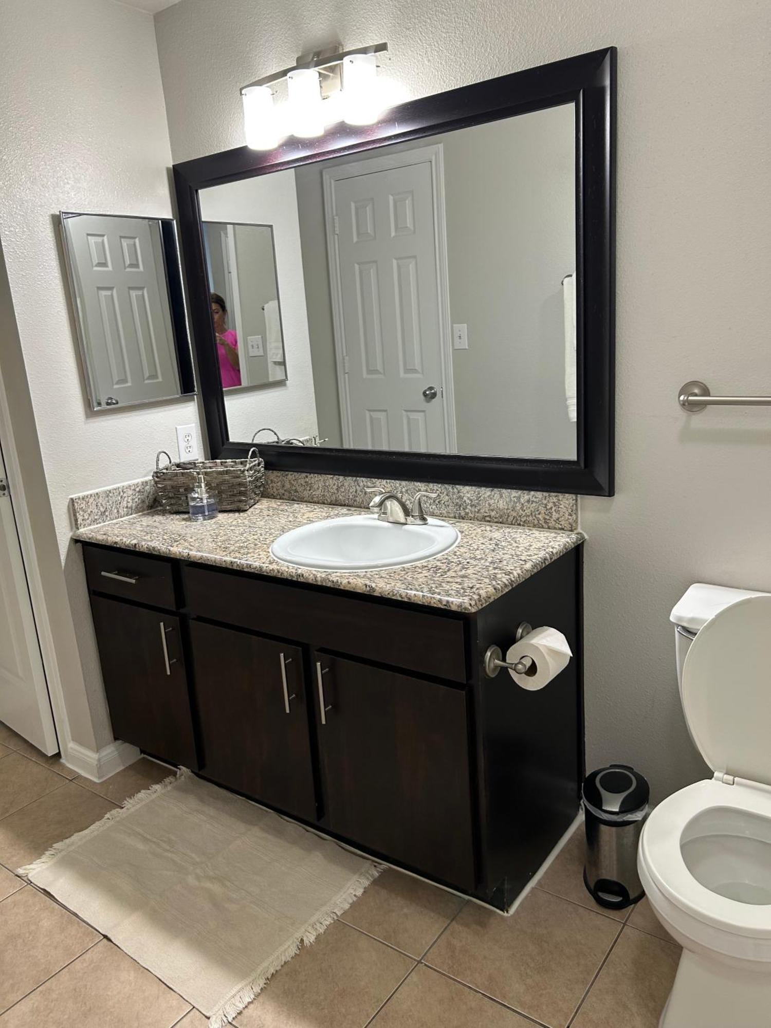 Hidden Gem At Med Center 2Br & 2Ba Apartment ヒューストン エクステリア 写真
