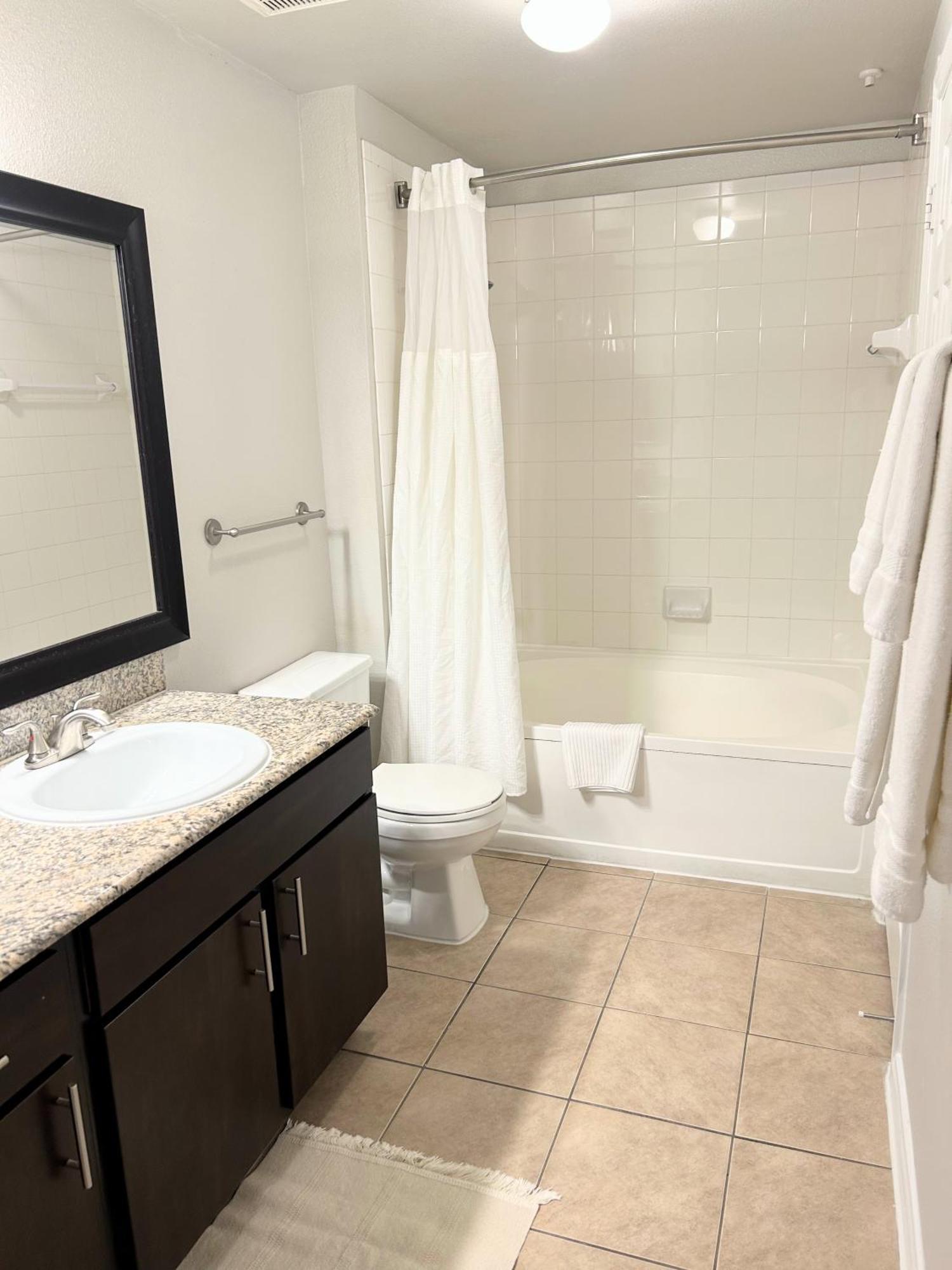 Hidden Gem At Med Center 2Br & 2Ba Apartment ヒューストン エクステリア 写真